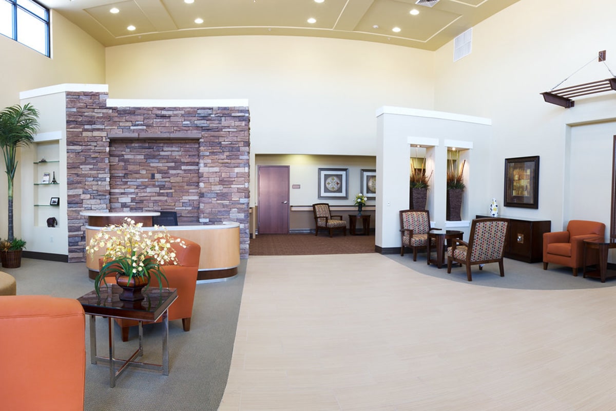 Lobby of Canyon Vista Post Acute with seating area