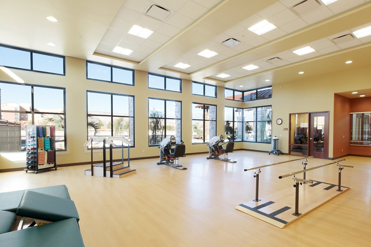 Gym at Canyon Vista with workout machines